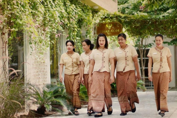 Hotel Summer Luxury Beach Resort and Spa (Ban Talat Thong Sala)